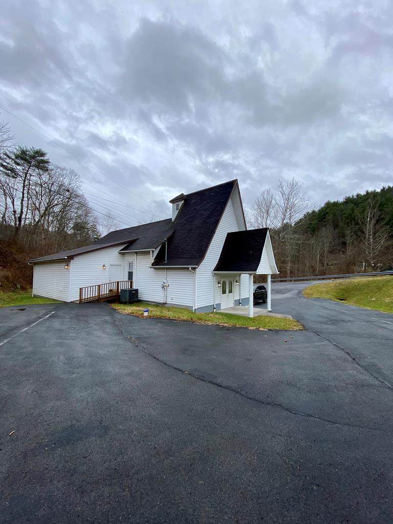 141 Eagle Crest Road - Photo 1