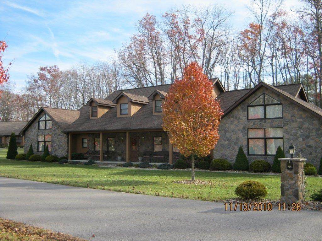 225 Vintage Oaks Way - Photo 1