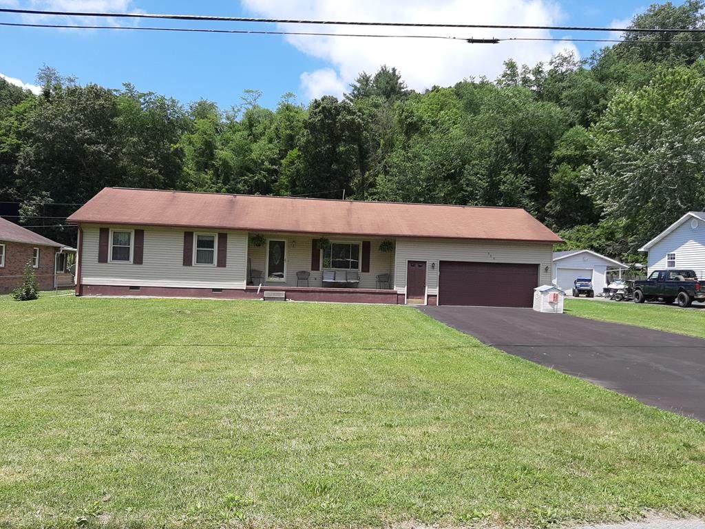 714 Buskill Ave - Photo 1