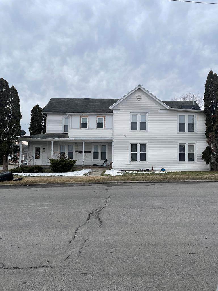 106 Bee Street - Photo 1