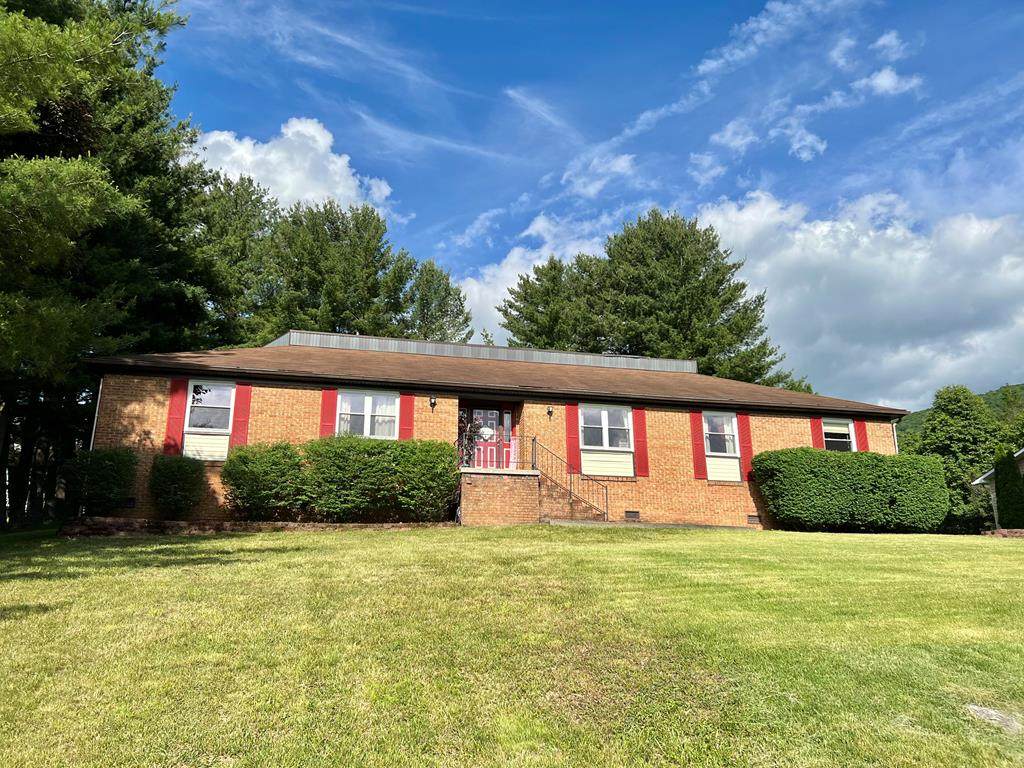 615 Cardinal Street - Photo 1