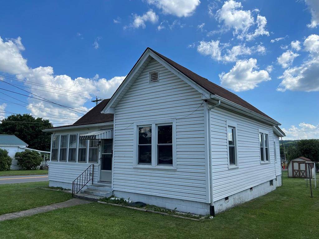216 Kirk Street - Photo 1