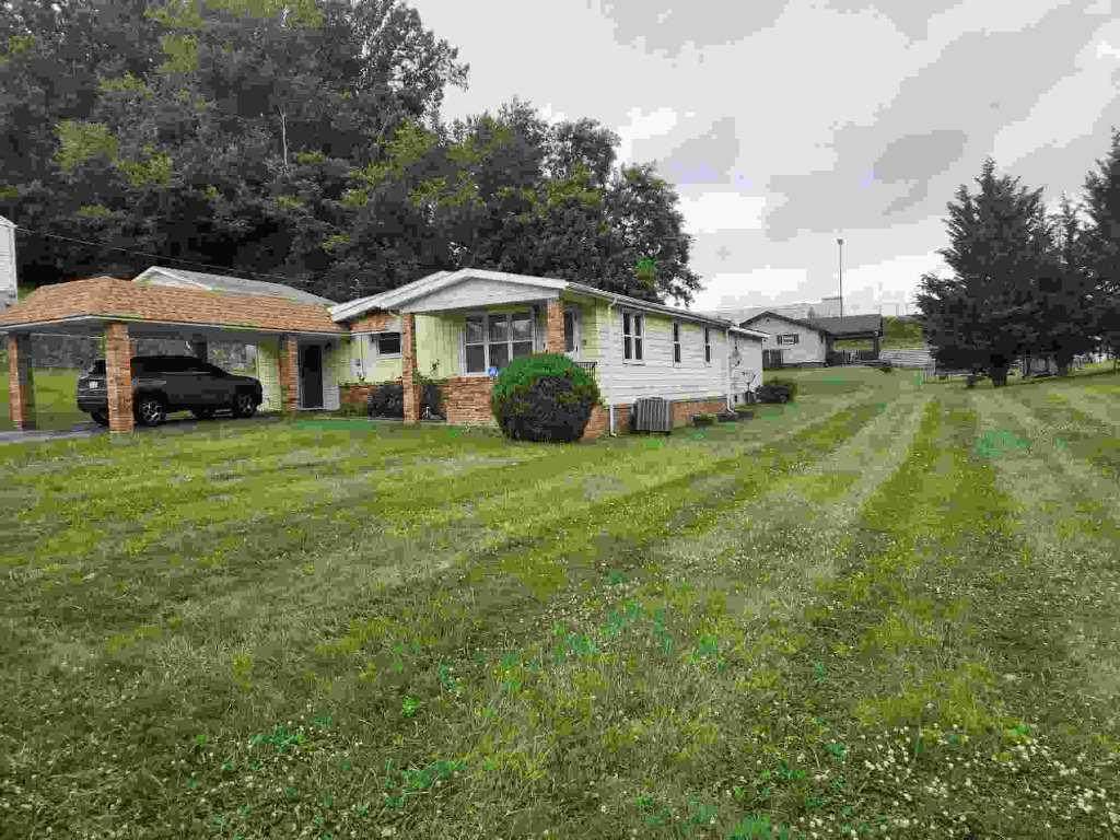 2833 Bluemont - Photo 1