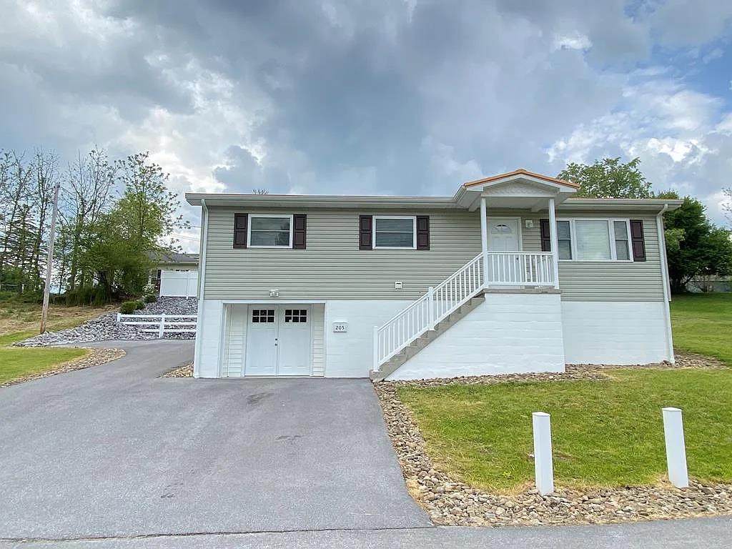 207 Ealy Dr. - Photo 1