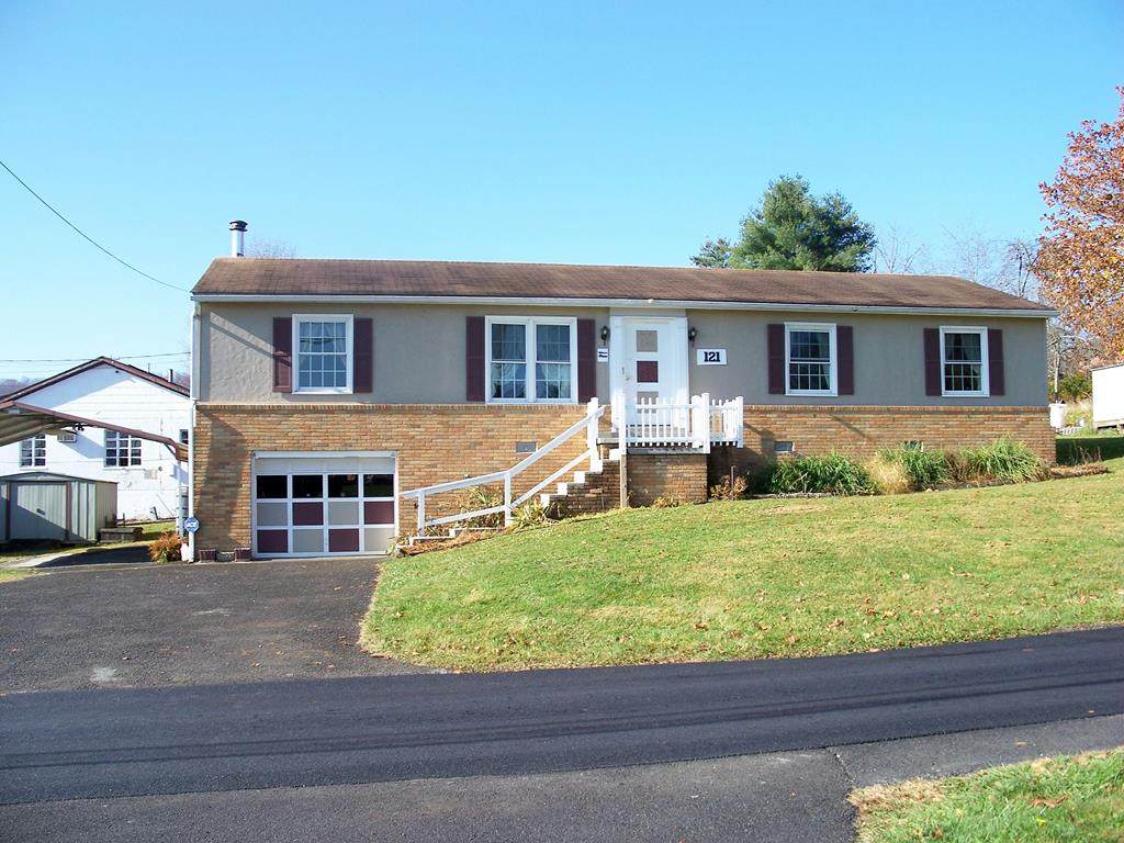 121 Shaker Ln. - Photo 1