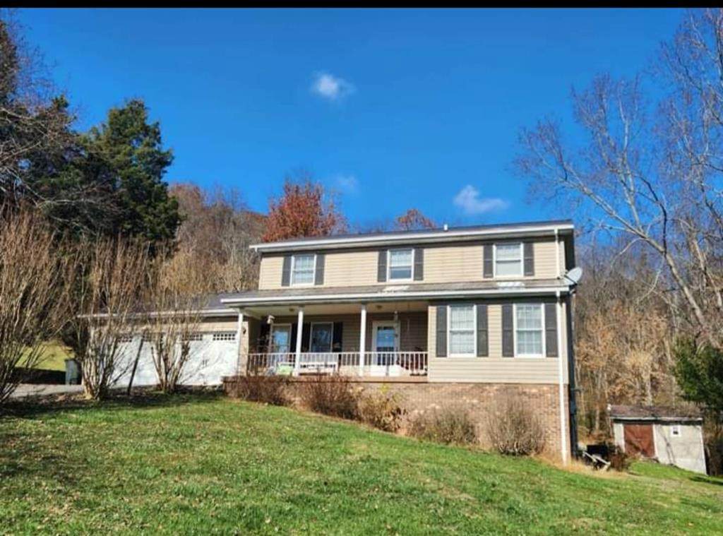 106 Summit Dr - Photo 1