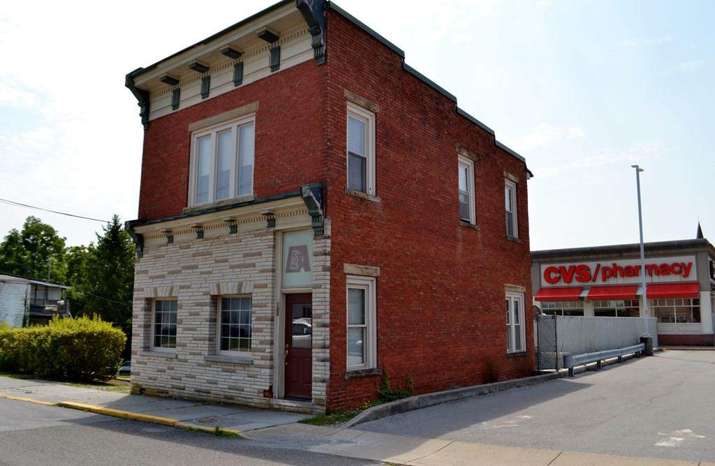 102 E. Vermillion Street - Photo 1
