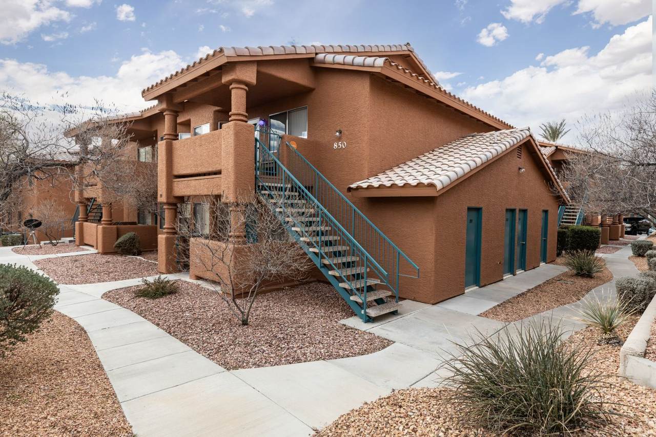 850 Mesquite Springs - Photo 1