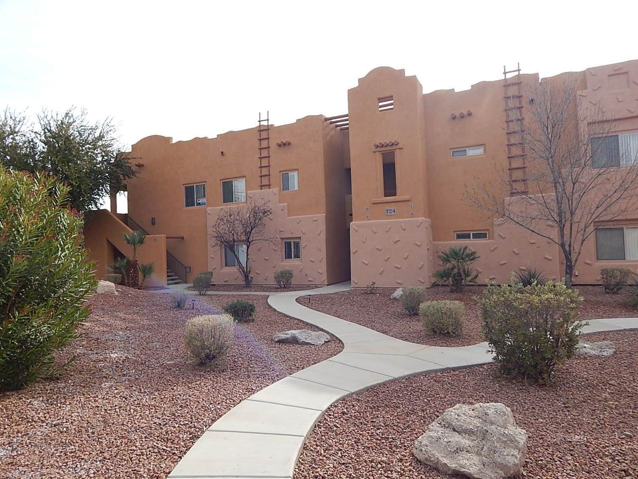 724 Hardy Way - Photo 1