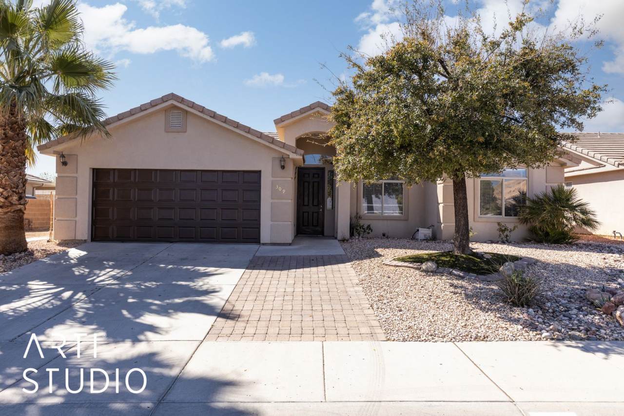 309 Woodbury Ln - Photo 1