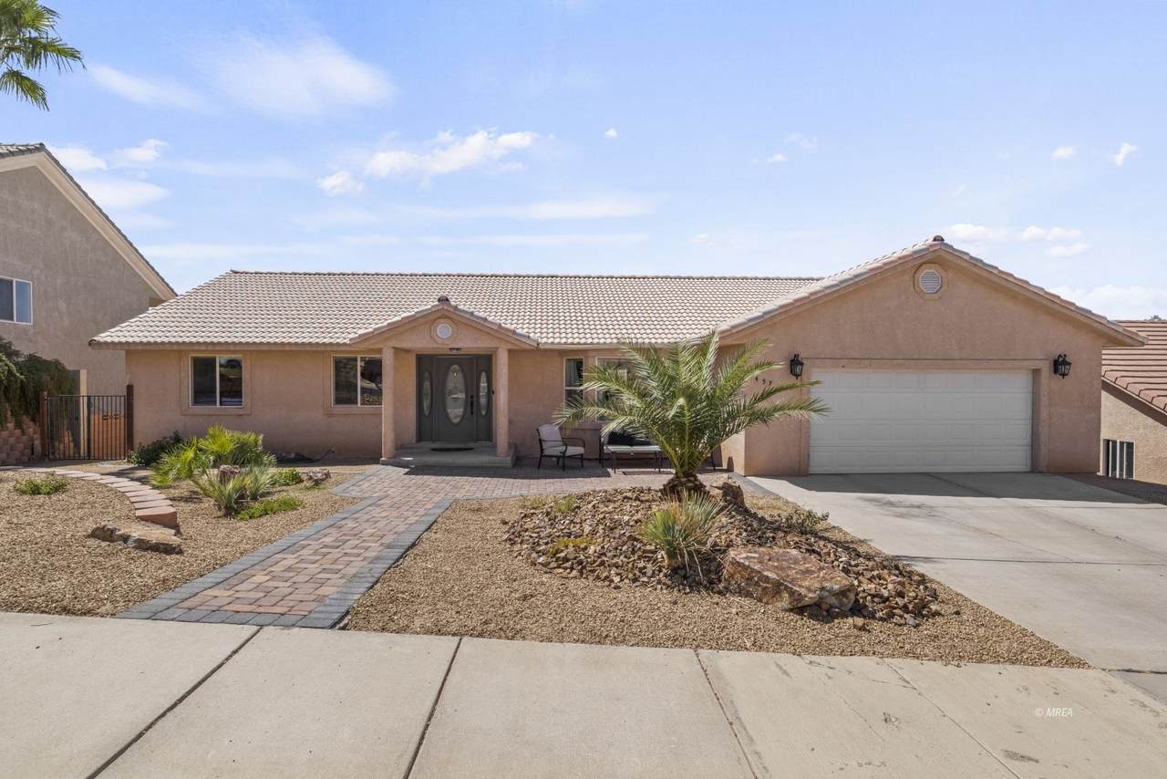 457 Parkview Dr - Photo 1