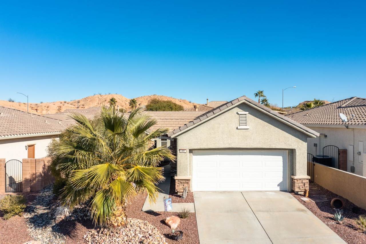 341 Muirfield Way - Photo 1