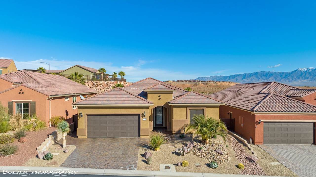 739 Bridle Path - Photo 1