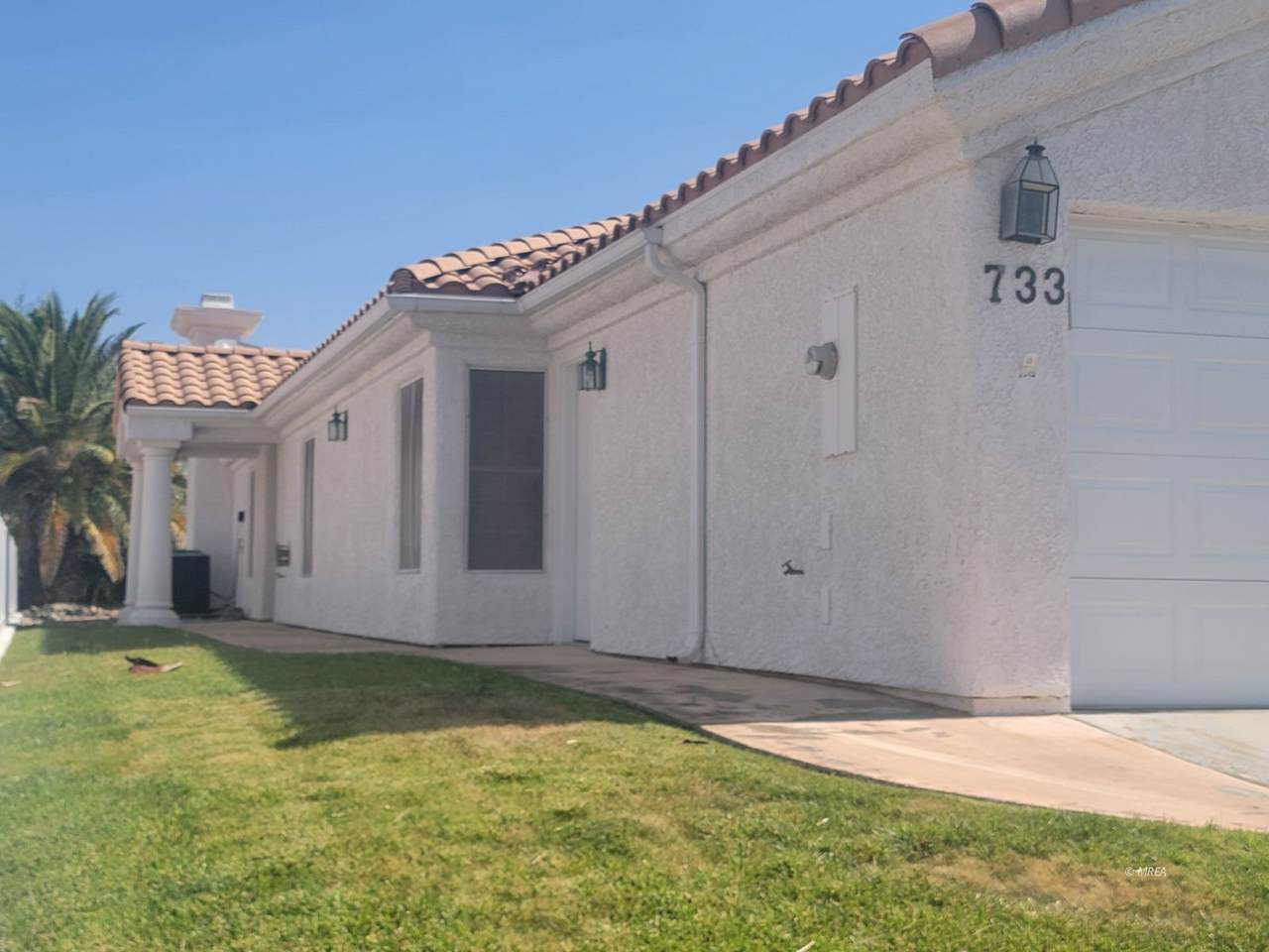 733 Mesa Springs Dr - Photo 1