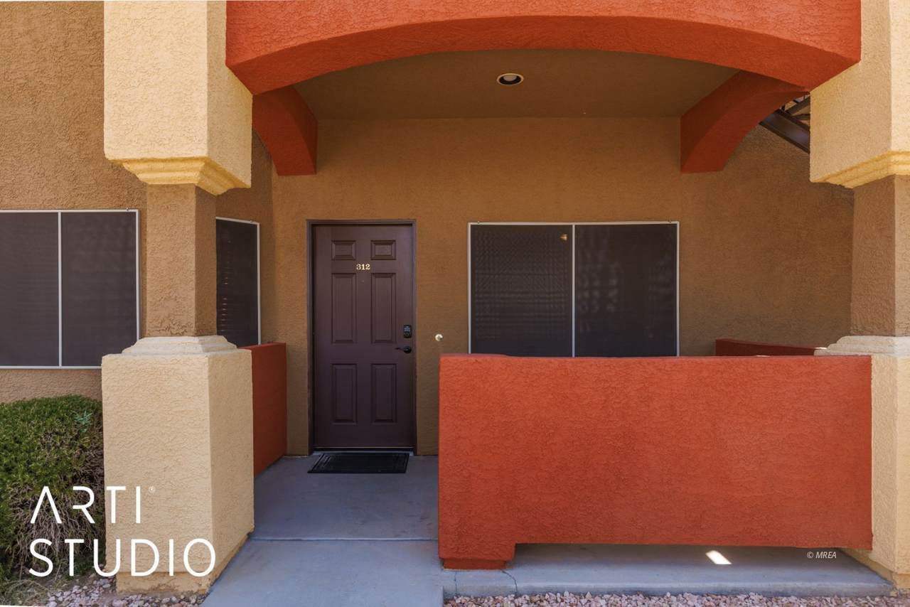 890 Kitty Hawk Dr - Photo 1