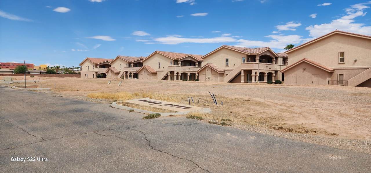 517 Mesquite Blvd - Photo 1