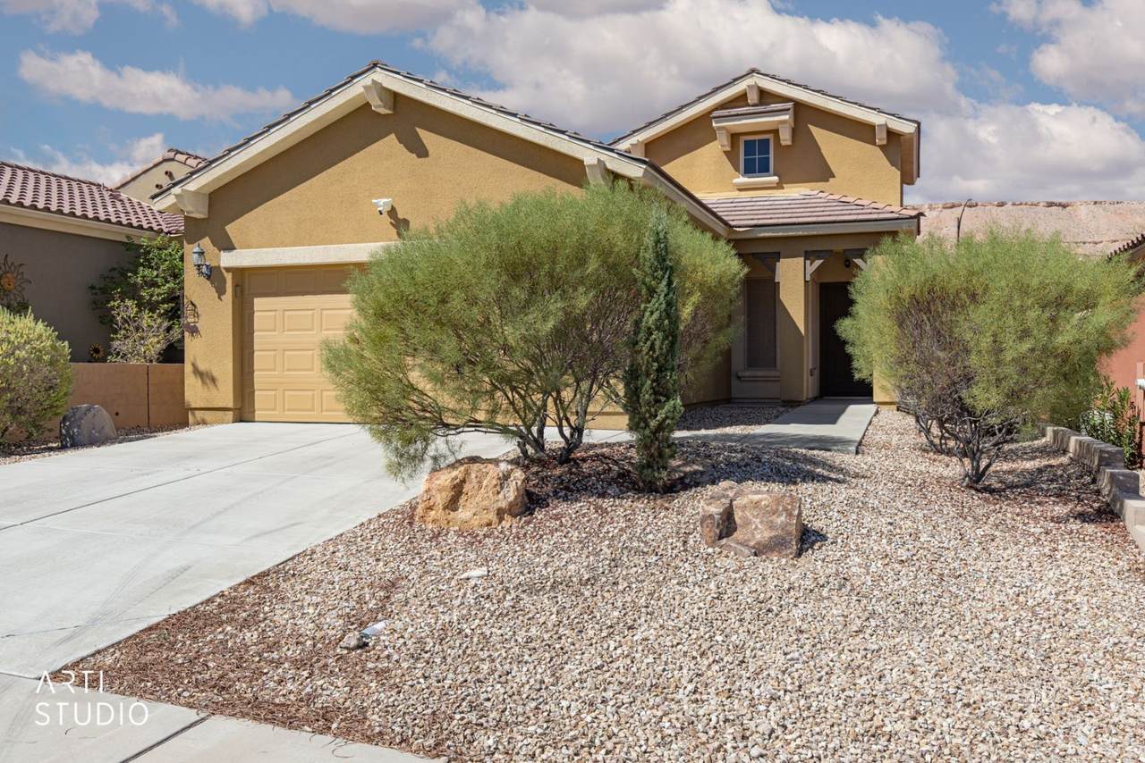 1127 Grotto Trl - Photo 1