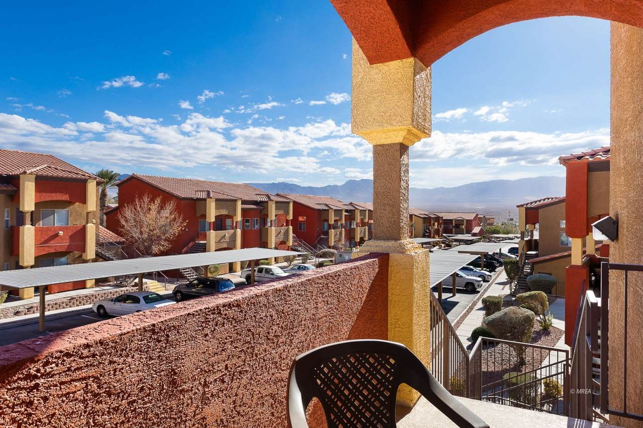 890 Kitty Hawk Dr - Photo 1