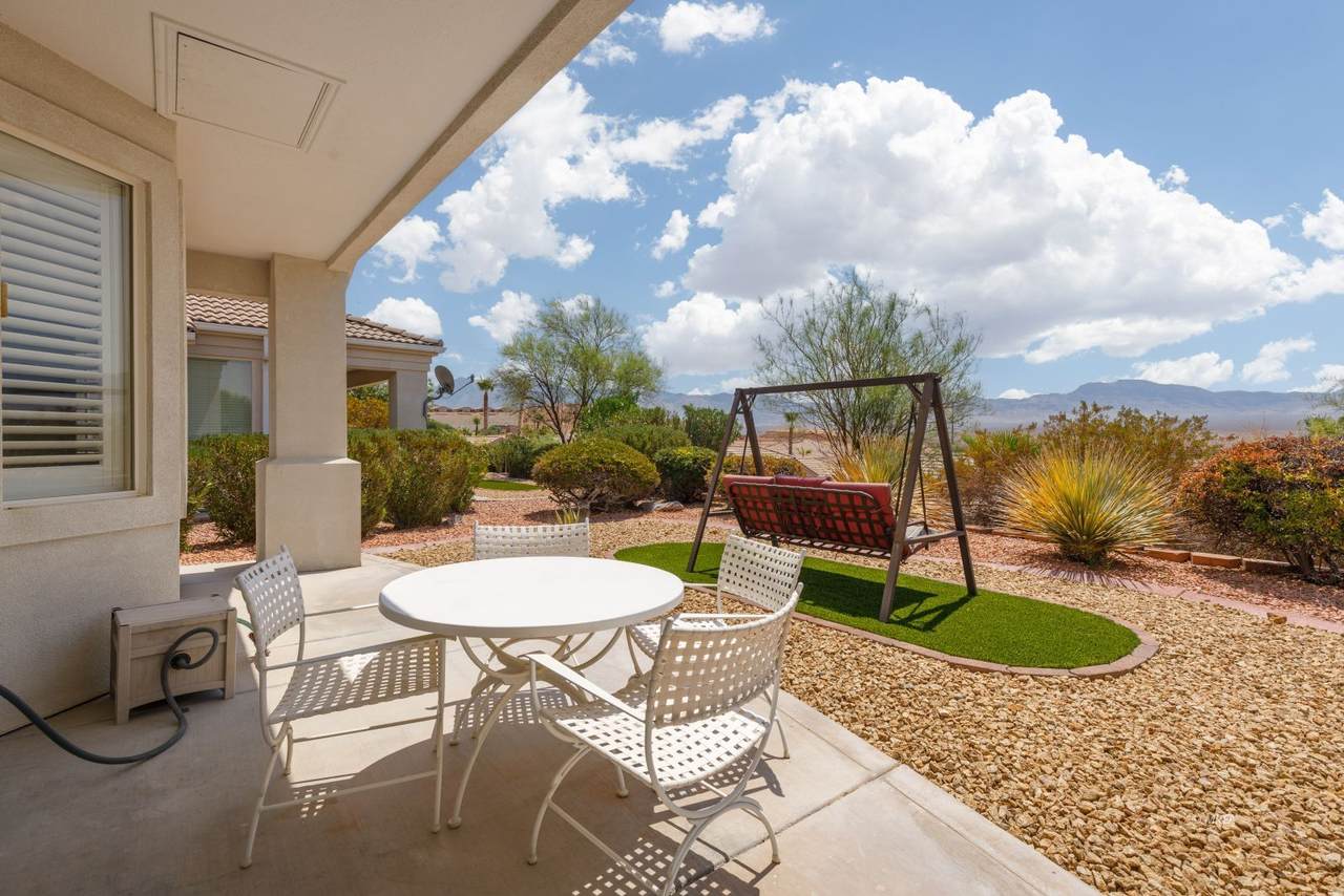 528 Fairways Drive - Photo 1