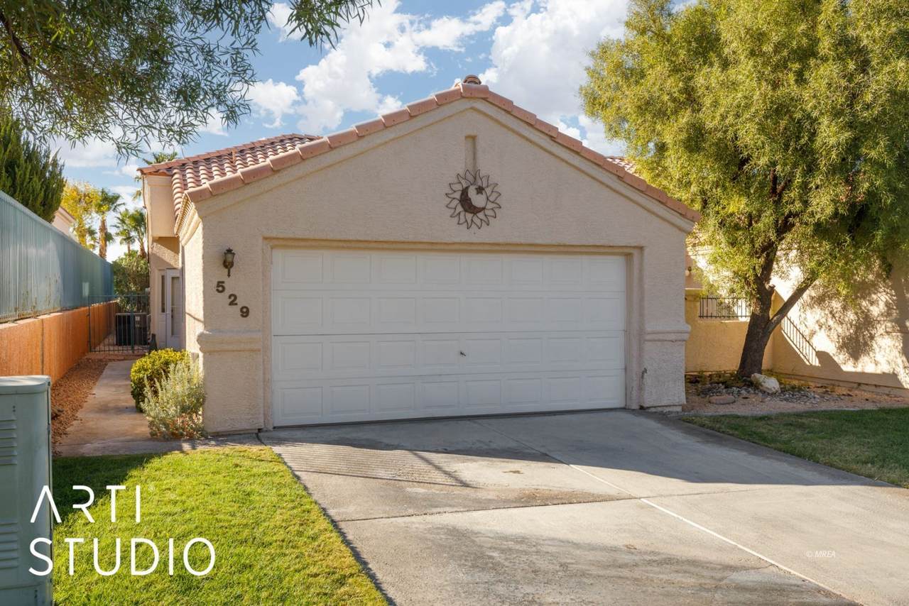 529 Canyon Way - Photo 1