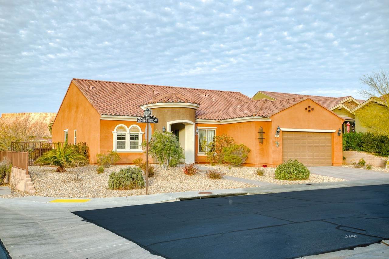 981 Starlight Terrace - Photo 1