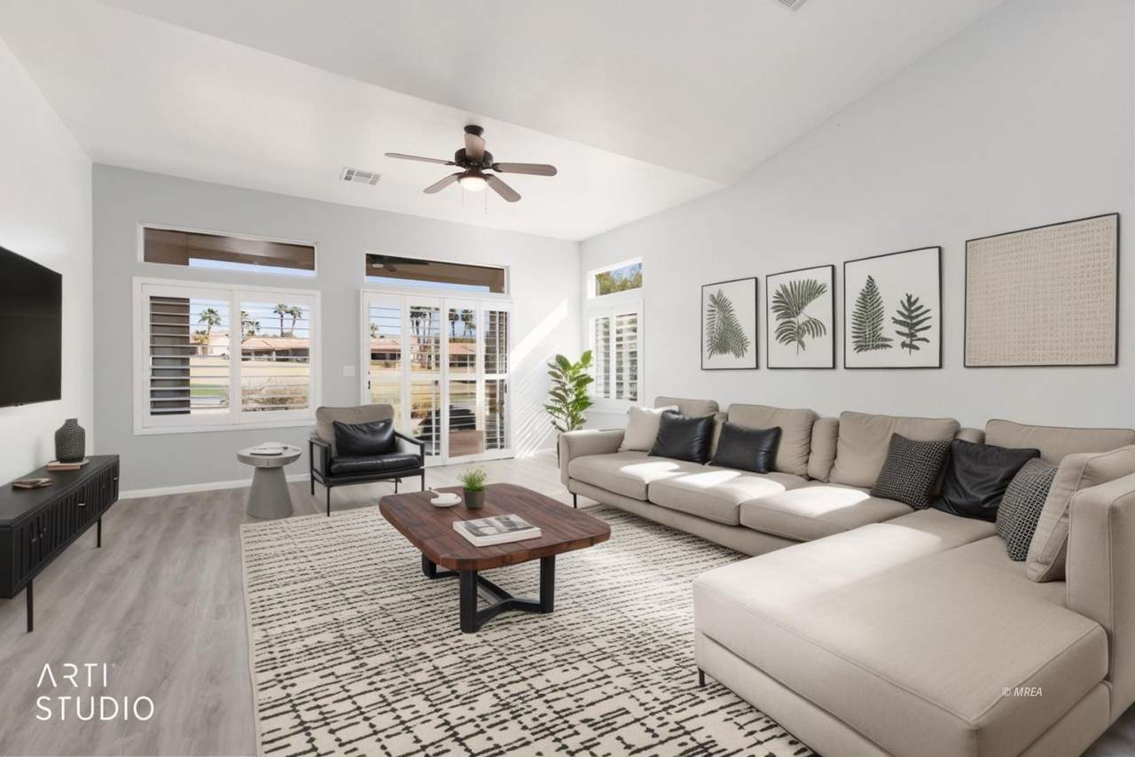 1056 Chaparral Dr - Photo 1