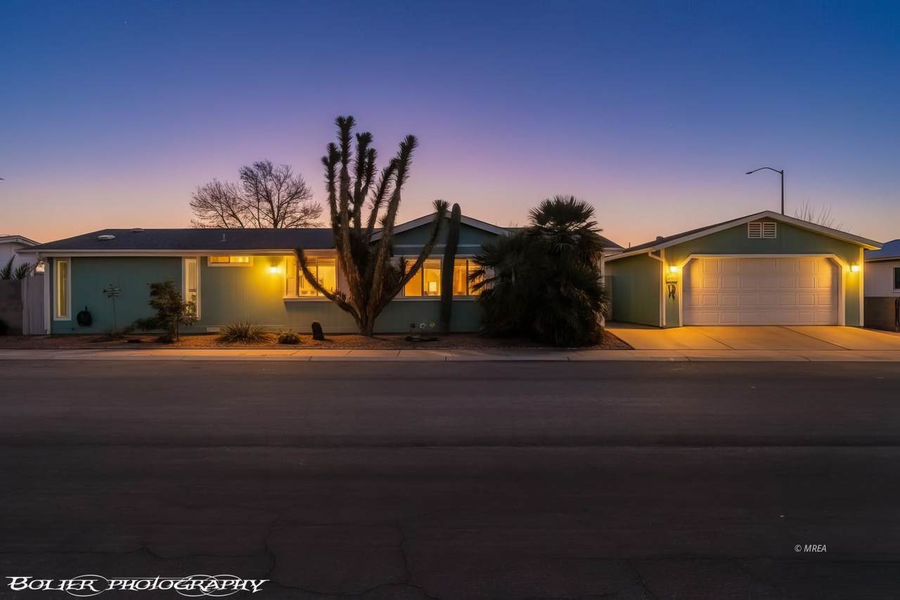 672 Saguaro Way - Photo 1