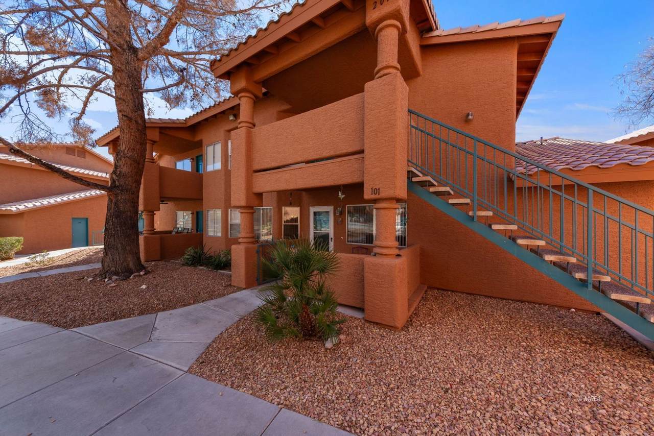 913 Mesquite Springs - Photo 1