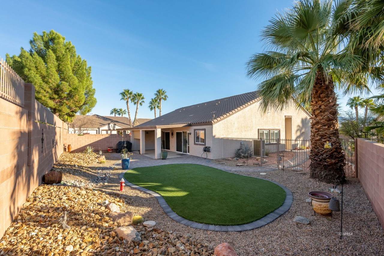 1359 Pinehurst Dr - Photo 1