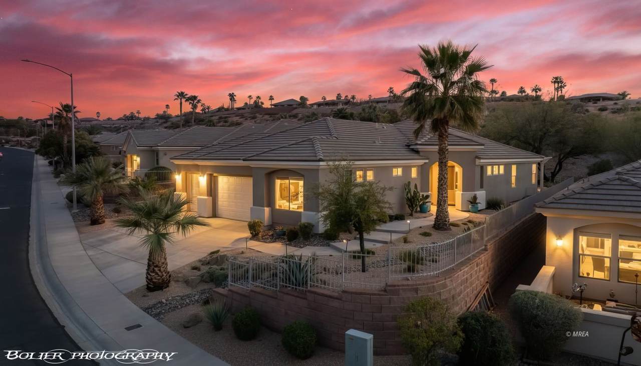 454 Highland View Ct - Photo 1