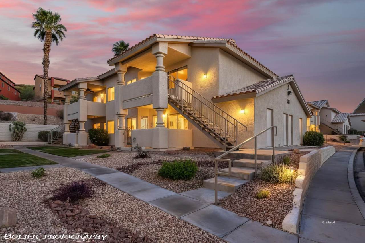 451 Mesa Blvd - Photo 1