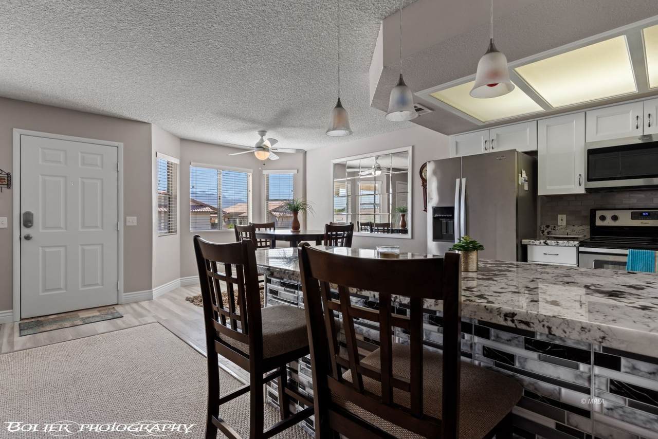 457 Mesa Blvd - Photo 1