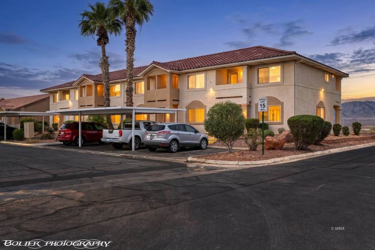 700 Aztec Cir - Photo 1