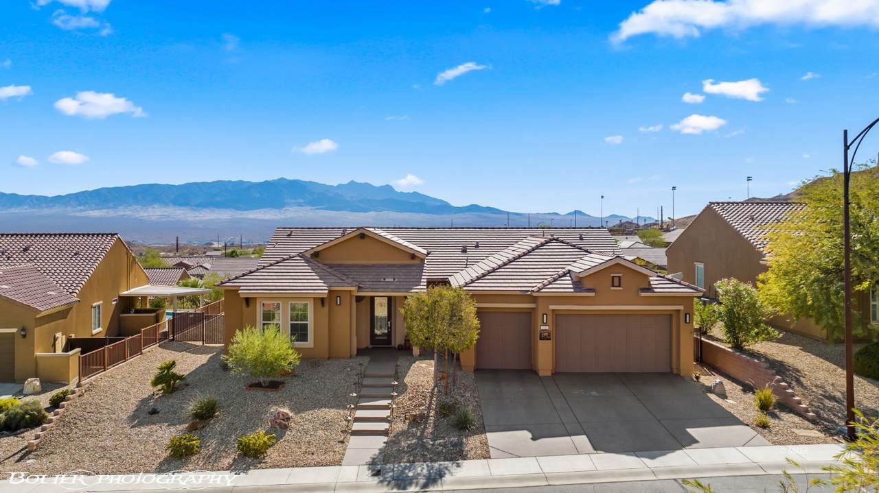 1540 Sandstone Bluffs Vw - Photo 1
