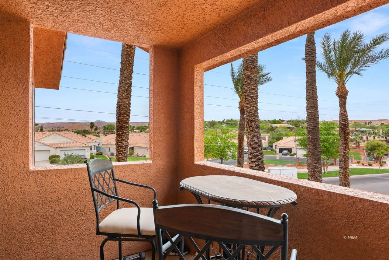 382 Colleen Court - Photo 1