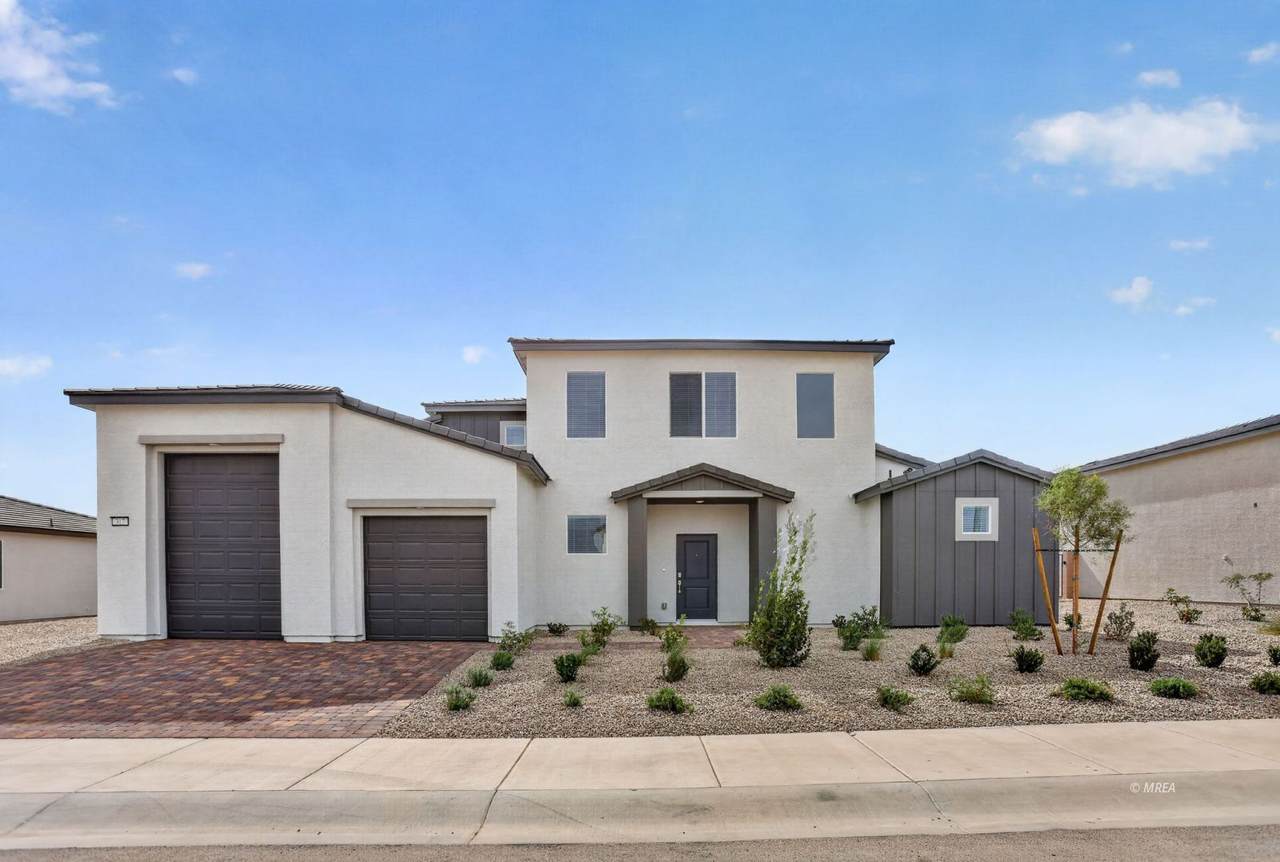 317 Sam Way - Photo 1