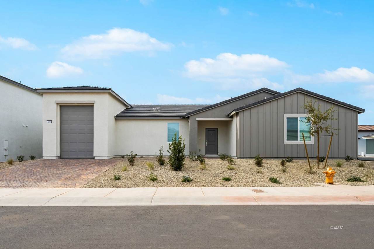 287 Sam Way - Photo 1
