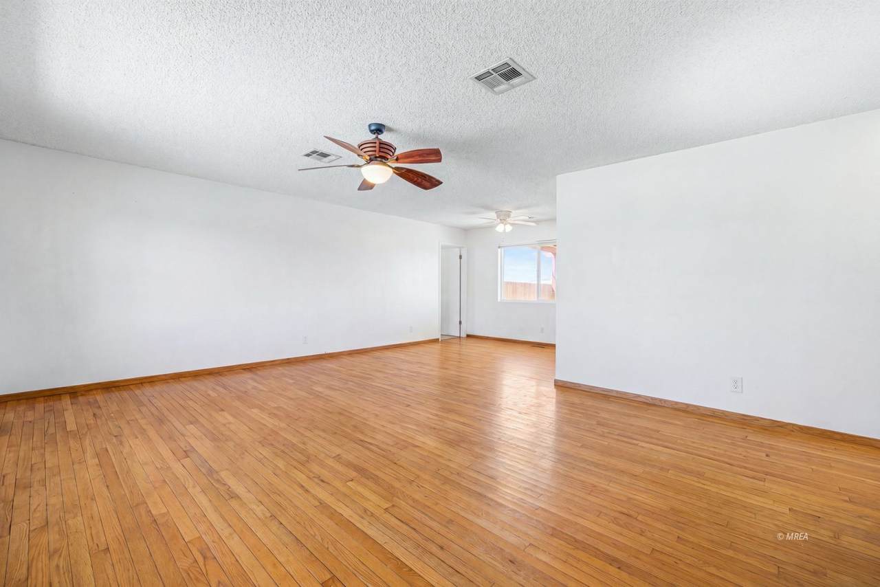 1575 Navajo Ave - Photo 1
