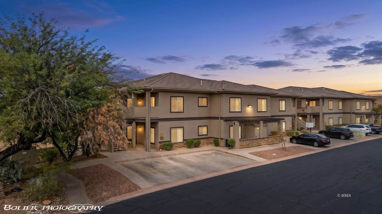405 Paradise Pkwy - Photo 1