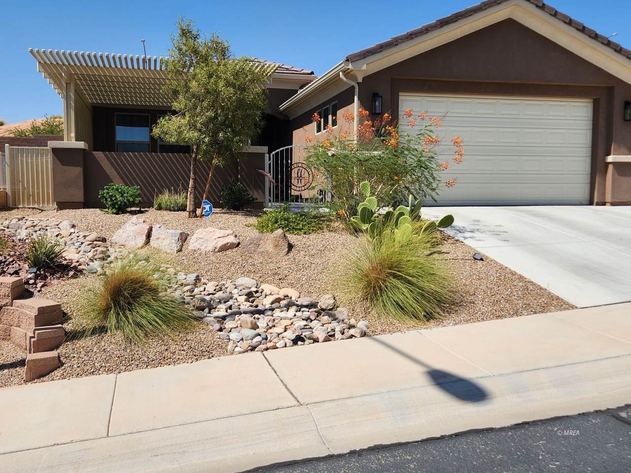 1135 Sun Star Ln - Photo 1