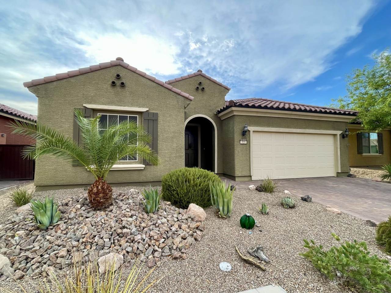 919 Bridle Path - Photo 1