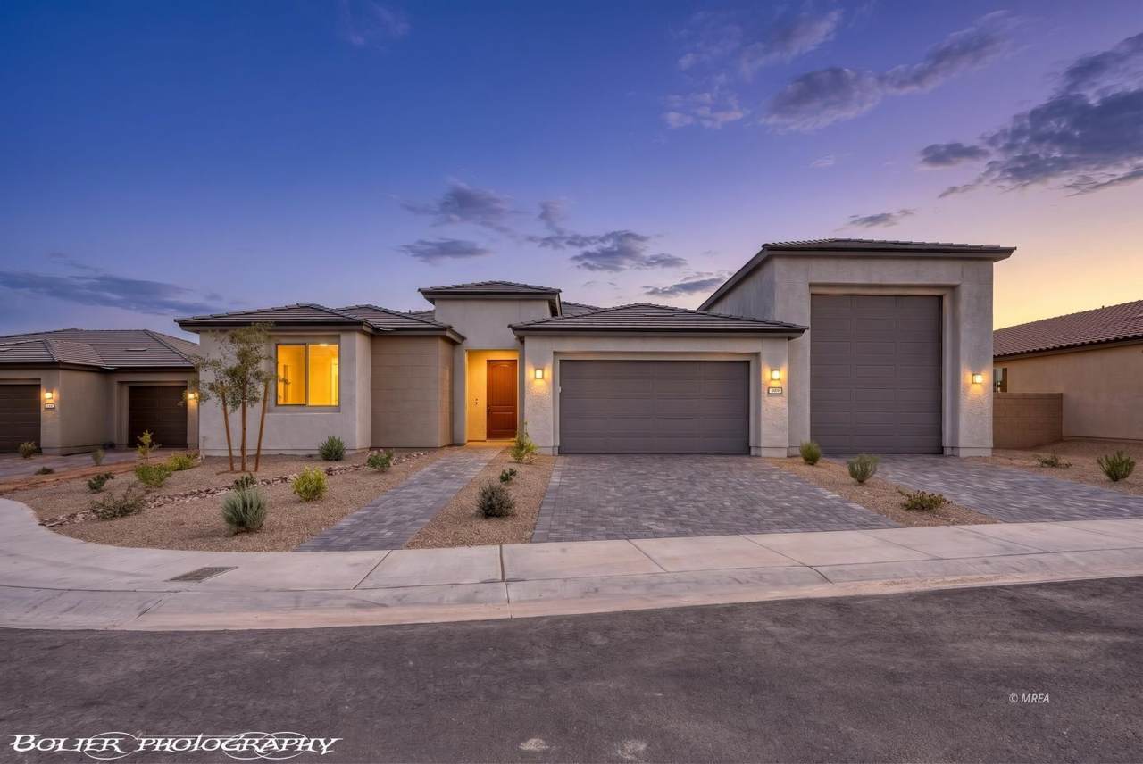 648 Sunset Skyline Ct - Photo 1