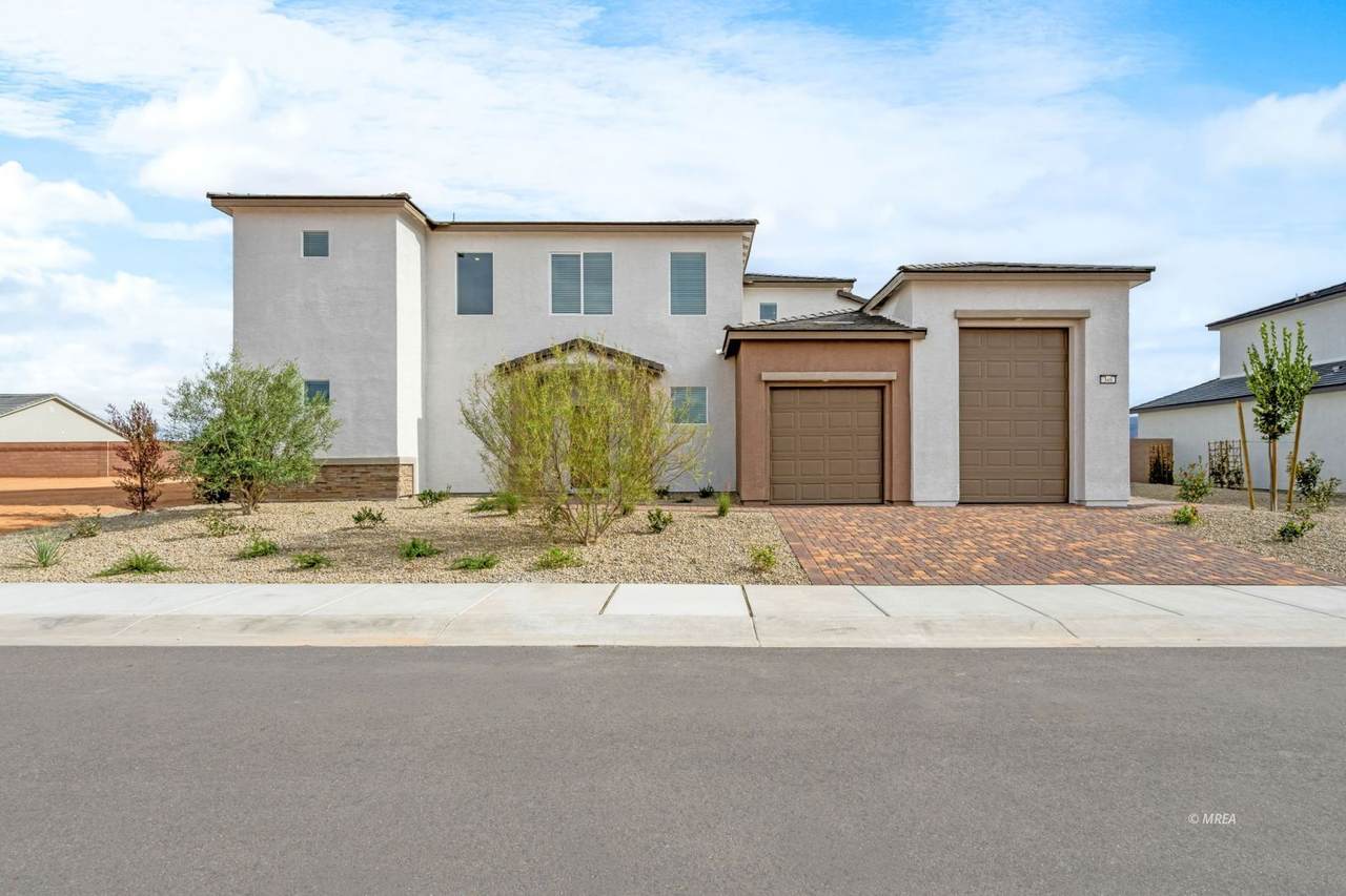 347 Patricia Place - Photo 1
