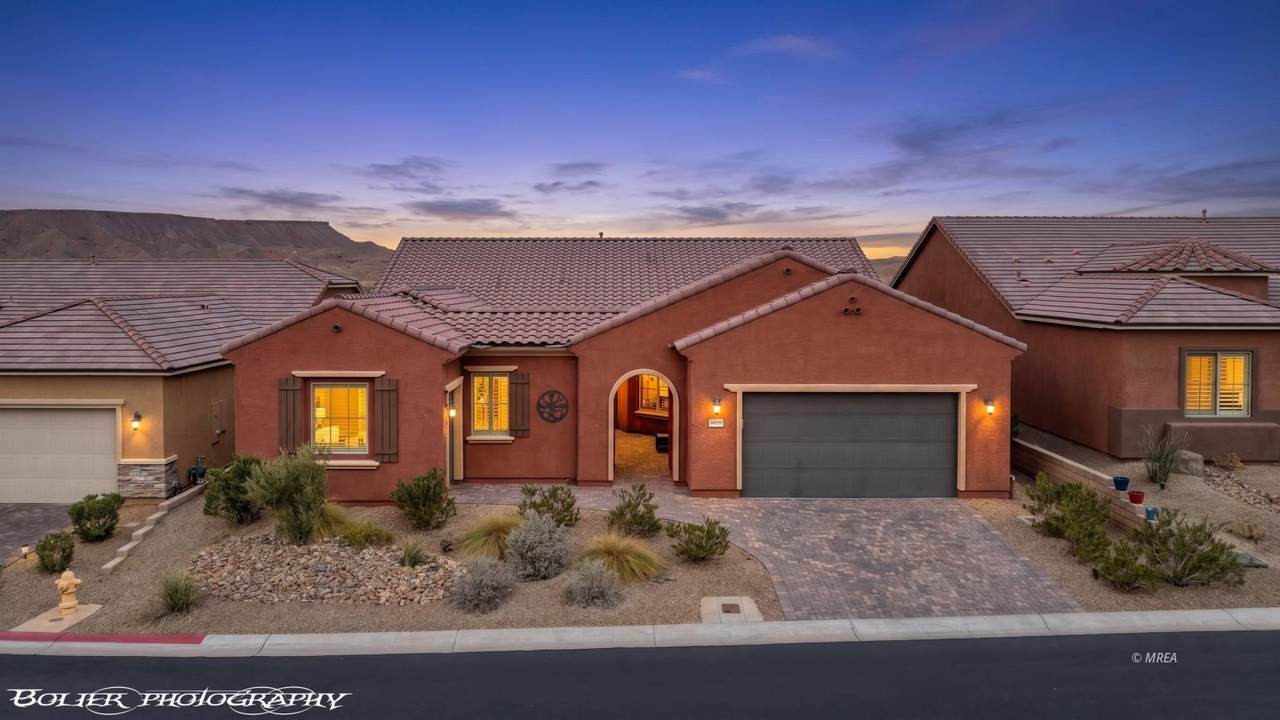 1135 Rocky Dr - Photo 1