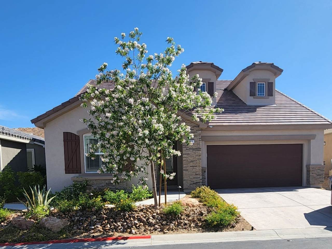454 Paradise Valley Heights - Photo 1