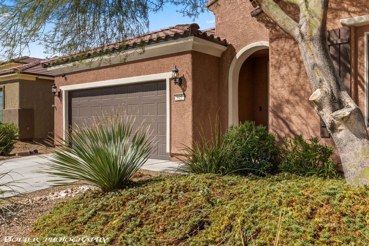 945 Dutch Oven Ln - Photo 1