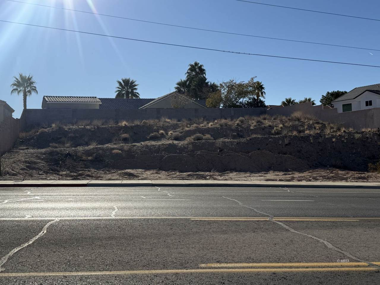926 Hillside Dr - Photo 1
