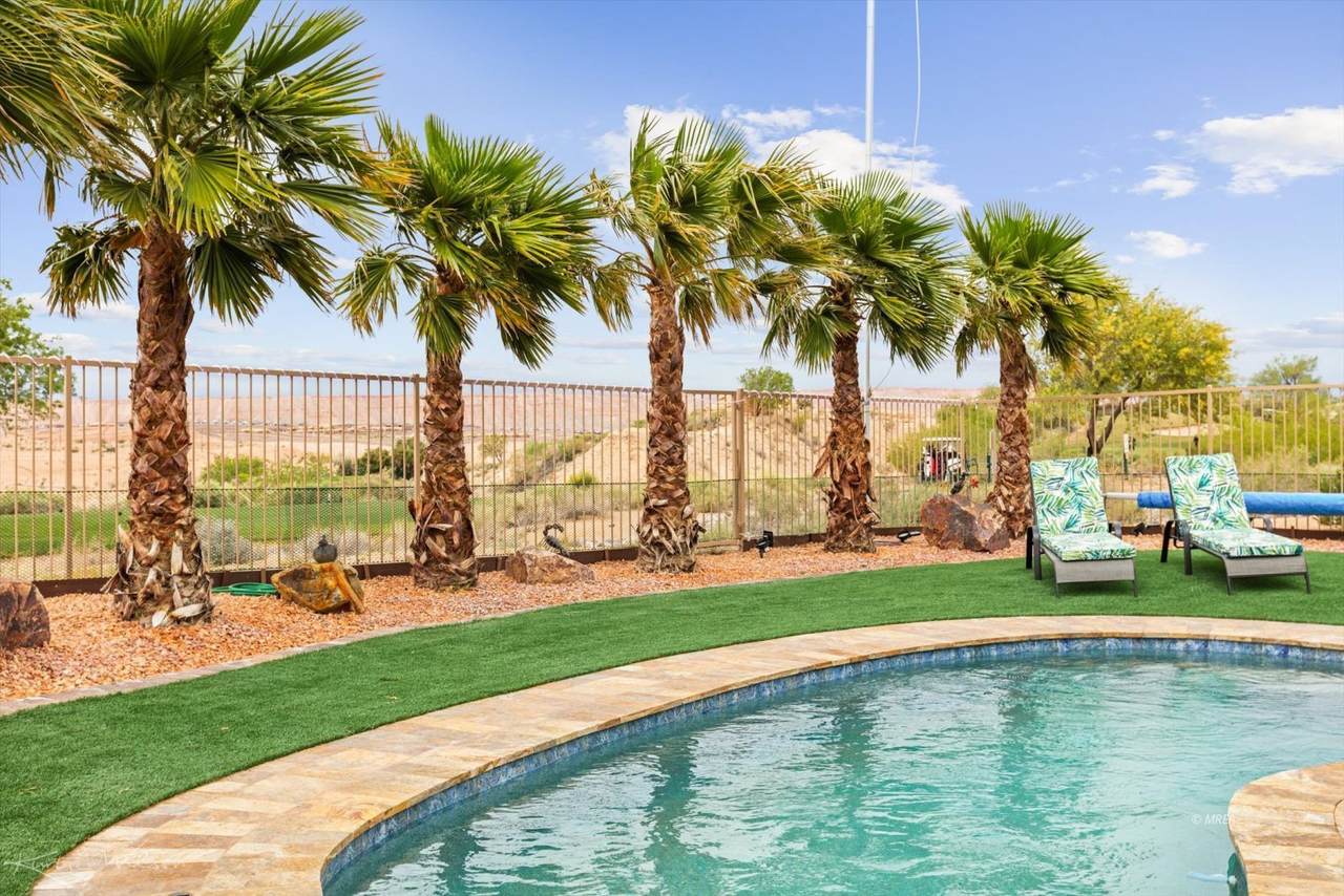 717 Cinco Ct - Photo 1