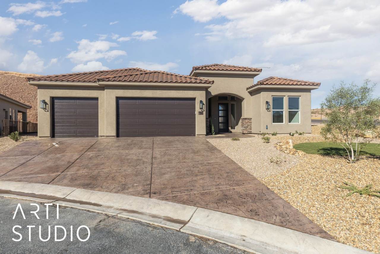 780 Tivoli Crecsent - Photo 1