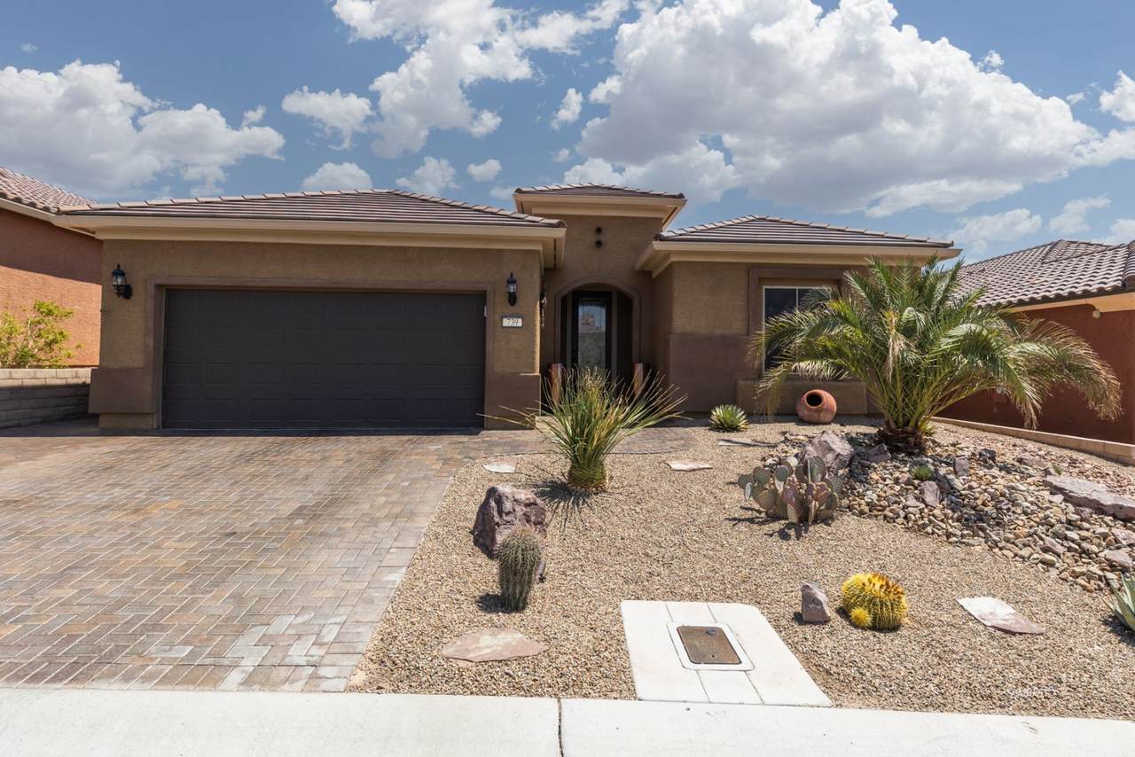 739 Bridle Path Ln - Photo 1